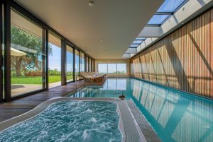 Jacuzzi